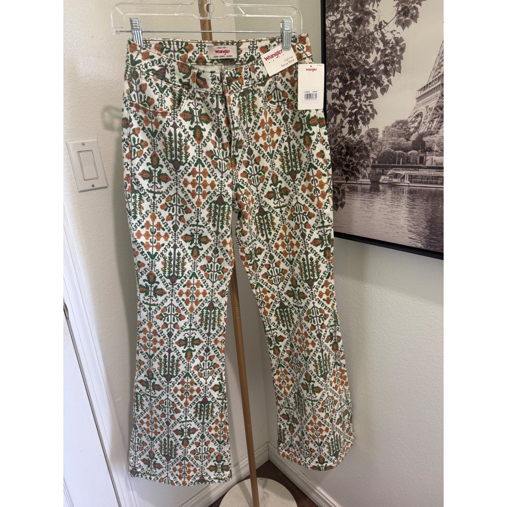 Wrangler High Rise Fierce Flare Tapestry Print Jeans Cream Green 6/28x32 NEW